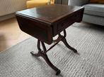 Antiek hangoor-tafeltje, met leer, koperen wieltjes, Antiek en Kunst, Ophalen of Verzenden