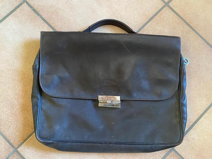 Longchamp boekentas, computertas. ZG alg staat, Sieraden, Tassen en Uiterlijk, Tassen | Damestassen, Gebruikt, Handtas, Bruin