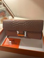 Hermes zalmkleurig leer portemonnee met doos, Sieraden, Tassen en Uiterlijk, Portemonnees, Overige merken, Overige kleuren, Verzenden