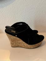 Zwarte sleehak UGG, Kleding | Dames, Schoenen, Ophalen, Zo goed als nieuw, Zwart