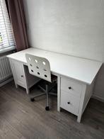 Witte Hemnes bureau met bureaustoel, Huis en Inrichting, Bureaus, Ophalen, Gebruikt