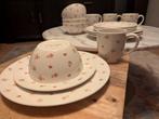 Servies Laura Ashley rozen 0 gebruikssporen! 4 pers.set, Ophalen, Nieuw, Overige stijlen, Compleet servies