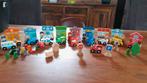 Houten dorp huisjes auto's poppetjes 60 delig bv treinbaan, Ophalen of Verzenden, Zo goed als nieuw, Overige typen