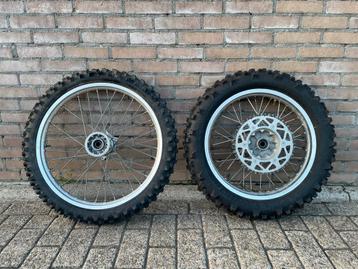 Enduro wielen - Cross wielen - KTM GAS GAS HUSQVARNA SUZUKI beschikbaar voor biedingen