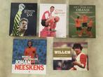 voetbalboeken- Biografien voetballers ( 6 stuks ) formaat, Boeken, Ophalen of Verzenden, Zo goed als nieuw, Balsport
