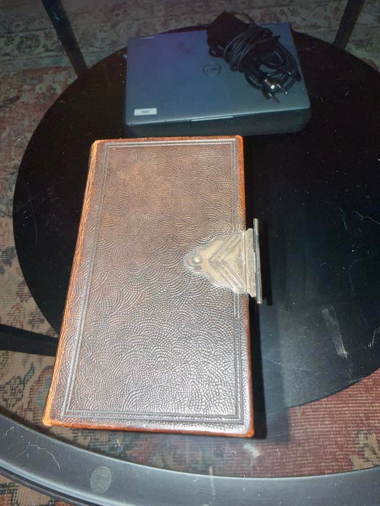 Antieke Bijbel 1884 – massief zilveren boeksluiting, Antiek en Kunst, Antiek | Boeken en Bijbels, Ophalen of Verzenden