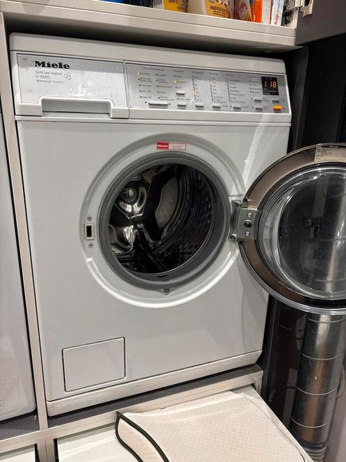 Miele SoftCare V 5660 Wasmachine, Witgoed en Apparatuur, Wasmachines, Gebruikt, Voorlader, 4 tot 6 kg, 85 tot 90 cm, 1200 tot 1600 toeren