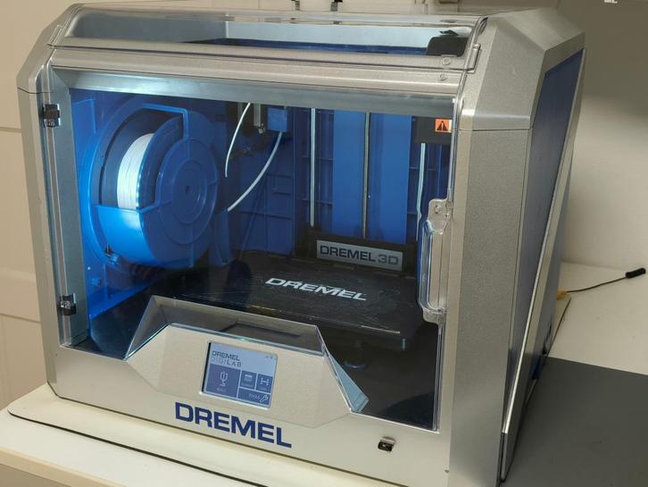 Dremel Idea Builder 3D40 3D Printer + Filamenten (nieuw), Computers en Software, 3D Printers, Gebruikt, Ingebouwde Wi-Fi, Ophalen of Verzenden