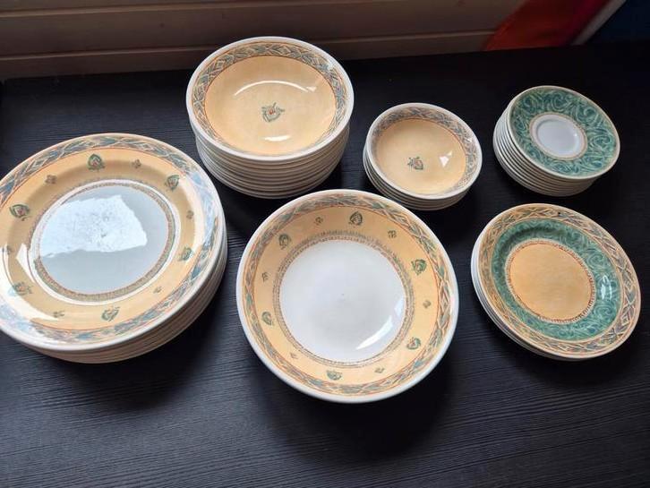 Churchill Ports of Call Malang serviesdelen, Huis en Inrichting, Keuken | Servies, Gebruikt, Ophalen of Verzenden