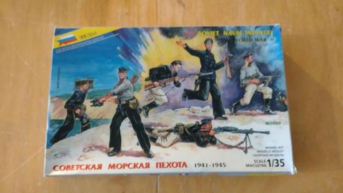 Zvezda 3520 Soviet naval infantry modelkit, Hobby en Vrije tijd, Modelbouw | Figuren en Diorama's, Nieuw, Figuur of Figuren, 1:35 tot 1:50