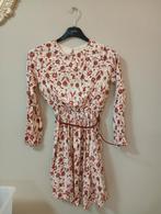 Super leuke meisjes jurk met riem maat 152, Kinderen en Baby's, Kinderkleding | Maat 152, Ophalen of Verzenden