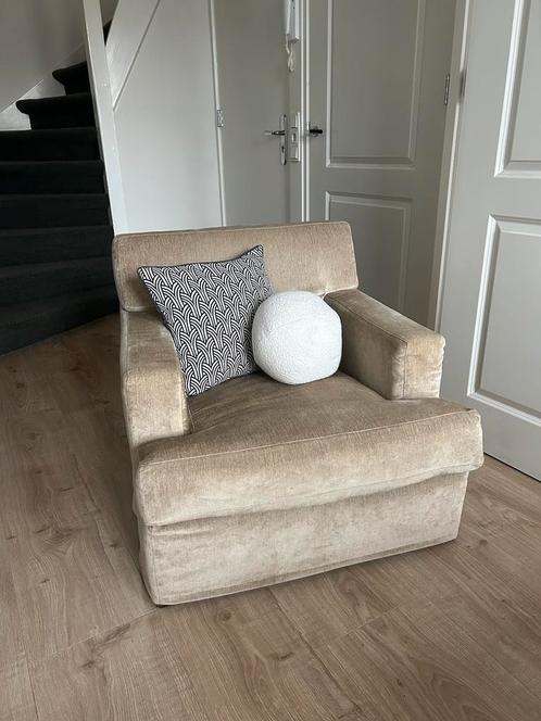 Fauteuil beige met hocker Meridiani, Huis en Inrichting, Fauteuils, Zo goed als nieuw, Ophalen