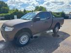 Misubishi L200 Lichte schade, wordt warm, Blauw, SUV of Terreinwagen, Ophalen, 2500 cc