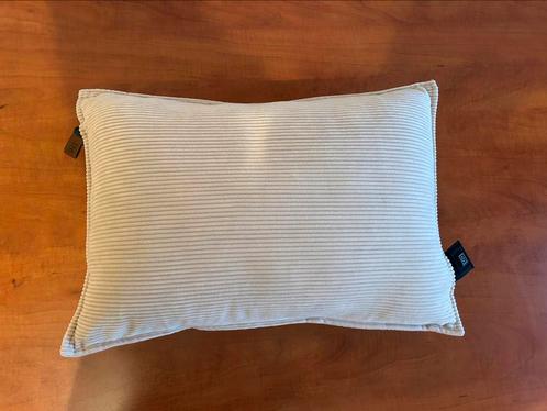 JENS LIVING Warmtekussen - Ribbel zandkleur, Huis en Inrichting, Woonaccessoires | Kussens, Zo goed als nieuw, Ophalen