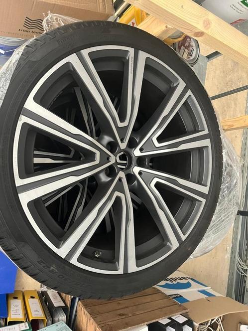 22 INCH BMW X5 G05 Individual Velgen met winterbanden, Auto-onderdelen, Banden en Velgen, Velg(en), Zomerbanden, Overige maten