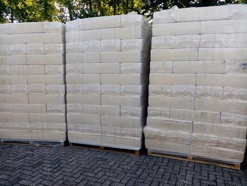 Tekoop1e kwaliteit zaagsel baaltjes18 kg. afgehaald €7,75,-, Dieren en Toebehoren, Dierenvoeding, Vee, Ophalen of Verzenden