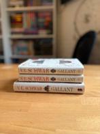Speciale edities Gallant - V. E. Schwab, Boeken, Fantasy, Ophalen of Verzenden, Zo goed als nieuw
