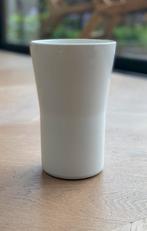 Witte vaas, 20cm hoog, 13cm rond bovenkant., Minder dan 50 cm, Ophalen of Verzenden, Wit, Zo goed als nieuw