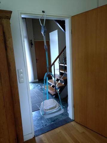 Baby bouncer/schommel beschikbaar voor biedingen