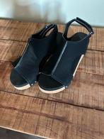Zwarte Sandalen - Maat 38 - Nieuw, Ophalen of Verzenden, Nieuw, Zwart, Sandalen of Muiltjes