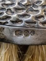 Zilveren kledingborstel met zeilschip afbeelding, Verzamelen, Retro, Ophalen of Verzenden