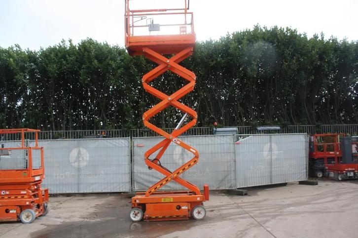 Skyjack 3x SJIII 3219 2015 8mtr schaarhoogwerk hoogwerkre el, Zakelijke goederen, Machines en Bouw | Liften, Steigers en Ladders