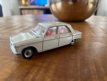 Dinky Toys France Peugeot 204 1/43 beschikbaar voor biedingen