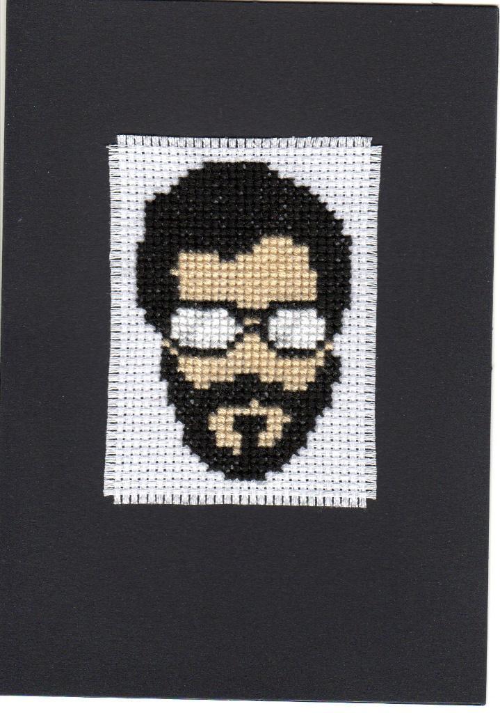 kaart met geborduurde El Profesor (Casa de Papel) (689), Hobby en Vrije tijd, Kaarten | Zelfgemaakt, Nieuw, Overige thema's, Ophalen of Verzenden