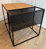 Moderne Krantenbak / Lectuurbak met Krukje, Huis en Inrichting, Woonaccessoires | Krantenbakken en Lectuurbakken, Ophalen, Zo goed als nieuw