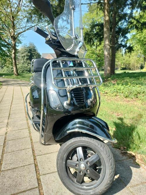 Piaggio Vespa s50 4t vol mooie opties, Fietsen en Brommers, Snorfietsen en Snorscooters, Gebruikt, Vespa, Ophalen