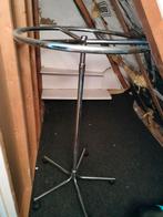 Winkel kledingrek inclusief kledinghangers., Ophalen, Met wielen, Gebruikt
