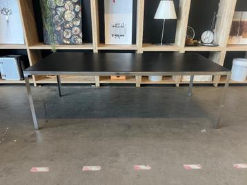 Werkbank / werktafel / tafel 219x99xH74 cm, 10 stuks beschikbaar voor biedingen