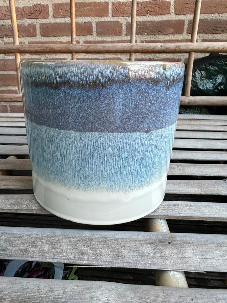Mooie plantenpot/ bloemenpot, Tuin en Terras, Bloempotten, Zo goed als nieuw, Aardewerk, Binnen, Minder dan 40 cm, Minder dan 25 cm