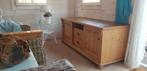 Grenen tv meubel. Twee schuifdeuren, twee lades, Huis en Inrichting, 150 tot 200 cm, Minder dan 100 cm, Grenenhout, Gebruikt