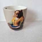 Mok beker Douwe Egberts Melkmeisje Vermeer DE, Huis en Inrichting, Nieuw, Ophalen of Verzenden, Overige stijlen, Kop(pen) en/of Schotel(s)