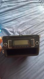 Volkswagen RCD 210 autoradio, Auto diversen, Autoradio's, Ophalen of Verzenden, Zo goed als nieuw