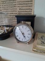 🕰 MOOI ROND STAAND KLOKJE IN RIVIERA MAISON STYL 🕰, Huis en Inrichting, Woonaccessoires | Klokken, Ophalen of Verzenden, Zo goed als nieuw