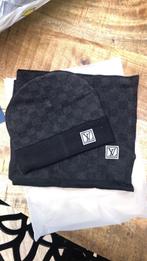 Mutsen met sjaal €60, Ophalen of Verzenden, Zo goed als nieuw, Overige maten, Muts