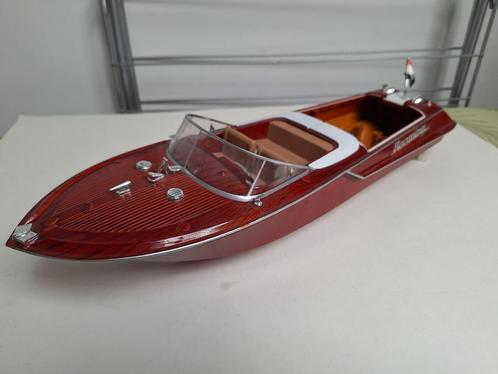 Riva boot, Hobby en Vrije tijd, Modelbouw | Boten en Schepen, Gebruikt, Overige merken, Ophalen of Verzenden