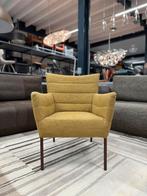 Label van den Berg Cocoon geel stof design stoel fauteuil