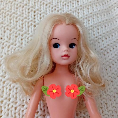 Vintage 1985 Pedigree First Romance Sindy doll., Verzamelen, Poppen, Gebruikt, Pop, Verzenden