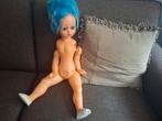 Vintage grote pop met blauw haar jaren 70, Verzamelen, Poppen, Ophalen of Verzenden, Gebruikt, Pop