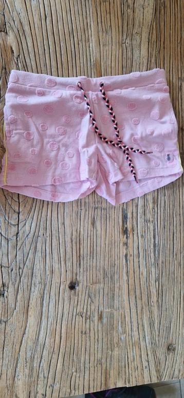 Short roze maat 140 meisje bampidano beschikbaar voor biedingen