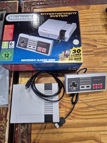 Nintendo Classic Mini NES Console grijs(+ doos & controller) beschikbaar voor biedingen