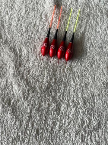 adv 113 / NIEUW set 4 dobbers VAN DEN EYNDE 2,00gr beschikbaar voor biedingen