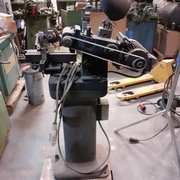 Clarkson slijpmachine gereedschapslijpmachine beschikbaar voor biedingen