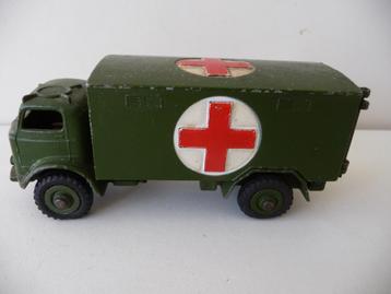 DINKY TOYS - MILITAIRY AMBULANCE - nr.626, 50- jaren. beschikbaar voor biedingen