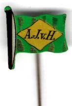 A.J.v.H. blik rederij vlag speldje ( W_208 ), Verzamelen, Speldjes, Pins en Buttons, Verzenden, Zo goed als nieuw, Transport, Speldje of Pin