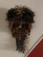 3 houten afrikaanse maskers en n schild, Ophalen