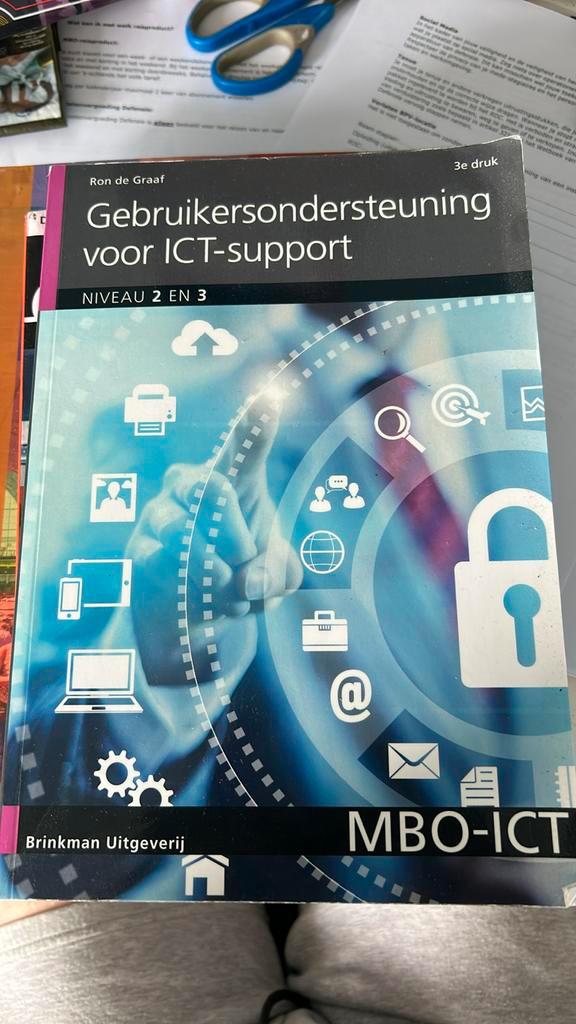 Ron de Graaf - Gebruikersondersteuning voor ICT support, Boeken, Schoolboeken, Zo goed als nieuw, Nederlands, Overige niveaus